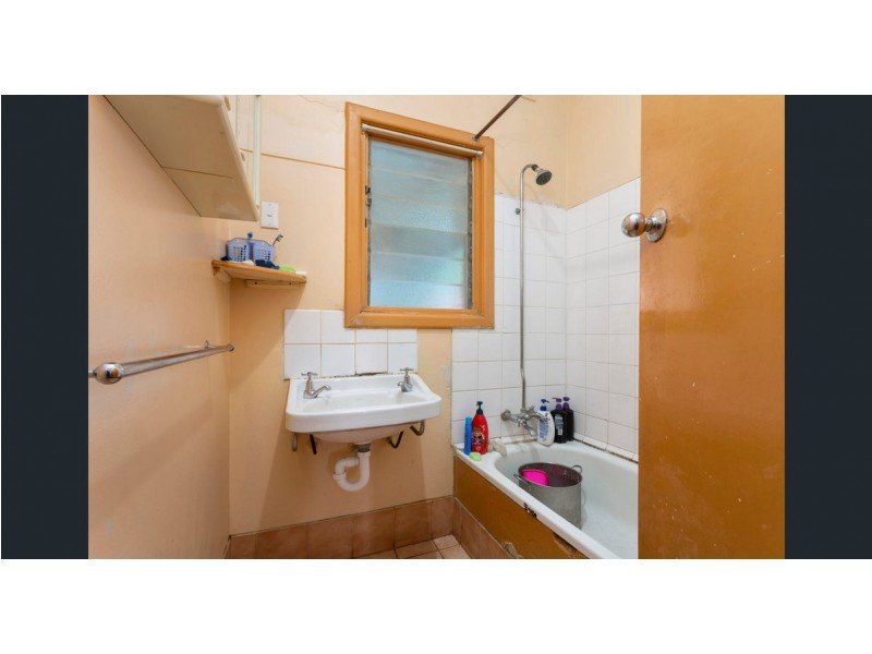 4 Bendle Street, Elizabeth Park SA 5113