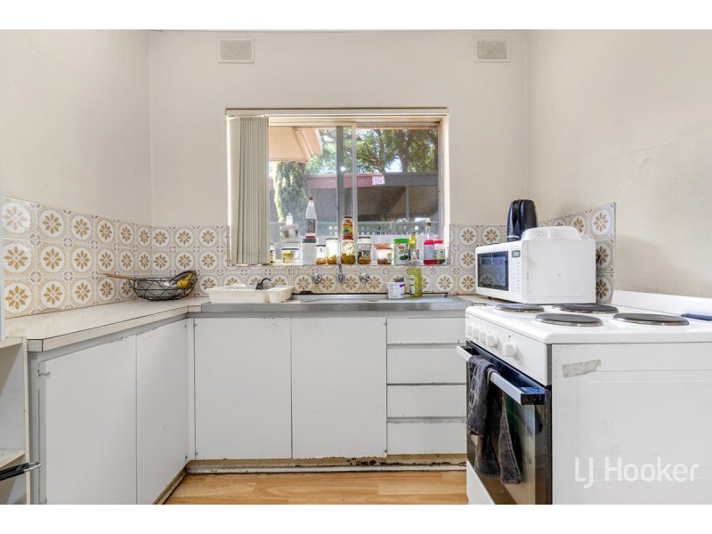 2/14 Somerset Avenue, Clearview SA 5085