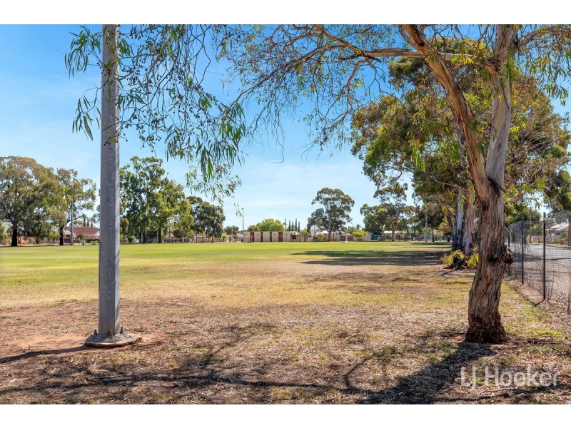 2/14 Somerset Avenue, Clearview SA 5085