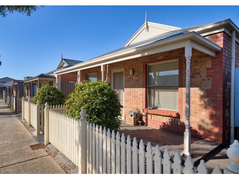 11 Salmon Gum Crescent, Blakeview SA 5114