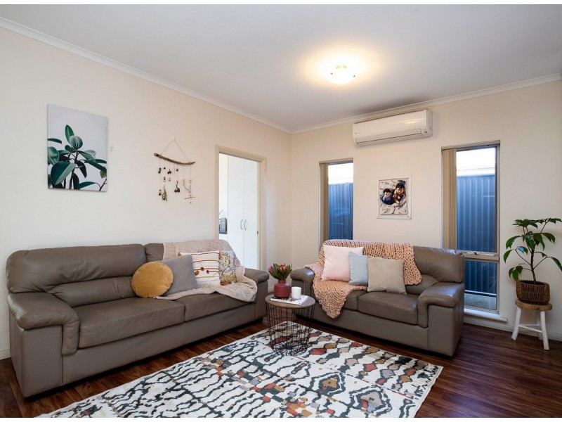11 Salmon Gum Crescent, Blakeview SA 5114