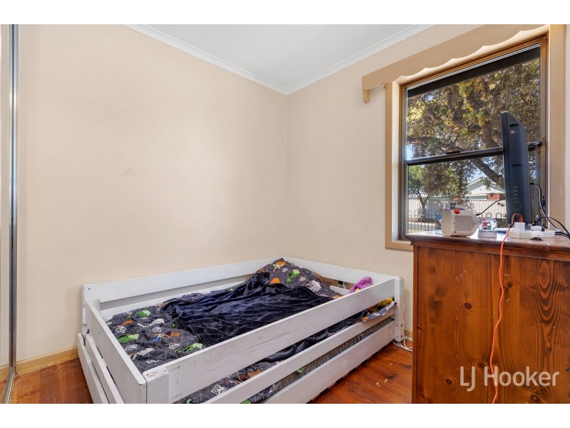 27 Salway Street, Elizabeth Park SA 5113