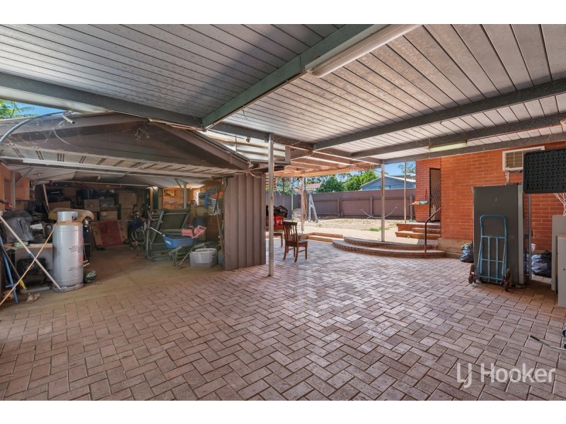 27 Salway Street, Elizabeth Park SA 5113