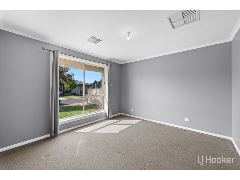 3 Ellada Court, Munno Para West SA 5115