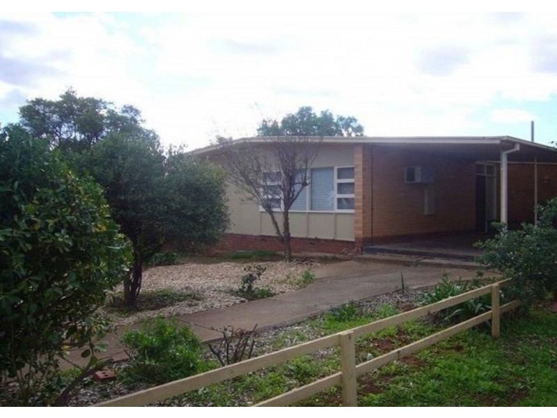 27 Palmer Road, Elizabeth Park SA 5113