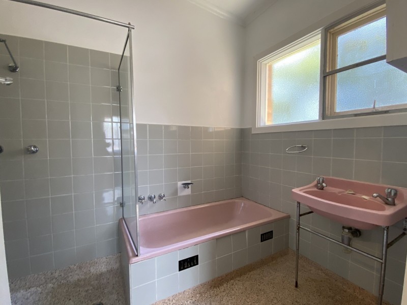 27 Palmer Road, Elizabeth Park SA 5113