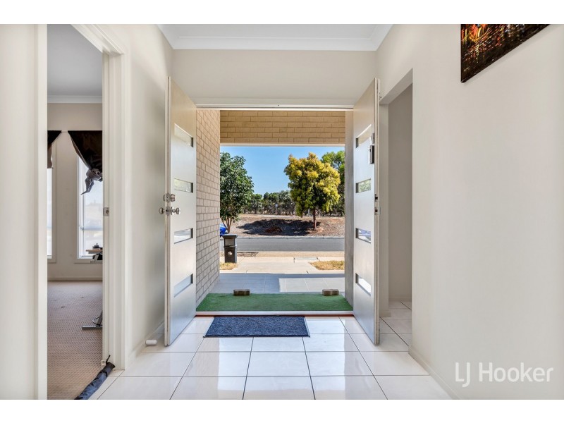 26 Greenhood Crescent, Andrews Farm SA 5114