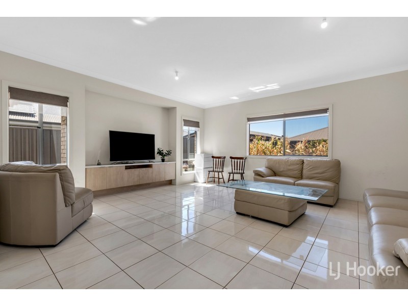 26 Greenhood Crescent, Andrews Farm SA 5114