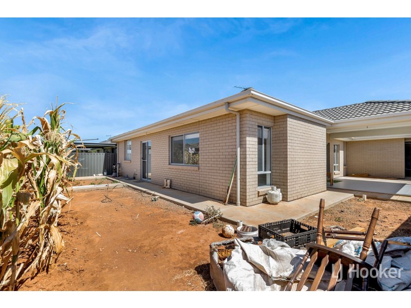 26 Greenhood Crescent, Andrews Farm SA 5114