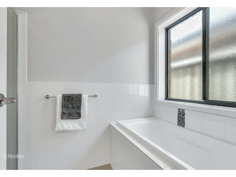 24A Florence Avenue, Blair Athol SA 5084