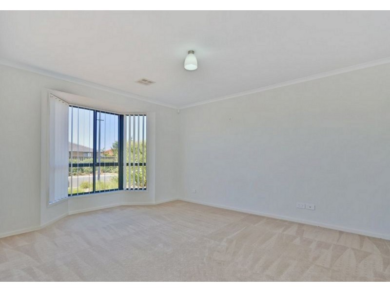 14 Everest Avenue, Andrews Farm SA 5114