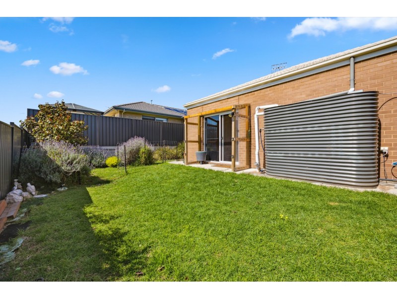 7 Lomandra Crescent, Hillbank SA 5112