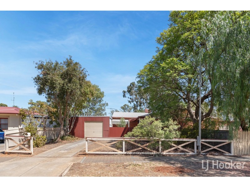 29 Knighton Road, Elizabeth North SA 5113