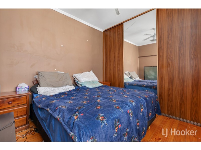 29 Knighton Road, Elizabeth North SA 5113