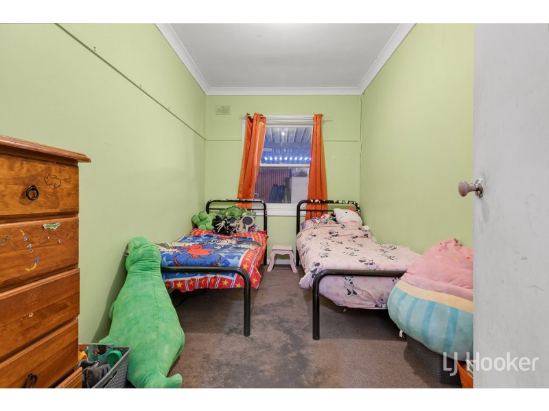 29 Knighton Road, Elizabeth North SA 5113