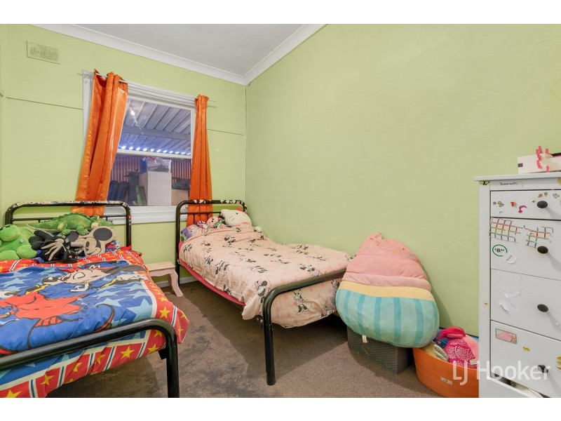 29 Knighton Road, Elizabeth North SA 5113
