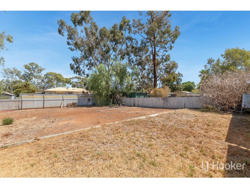 29 Knighton Road, Elizabeth North SA 5113