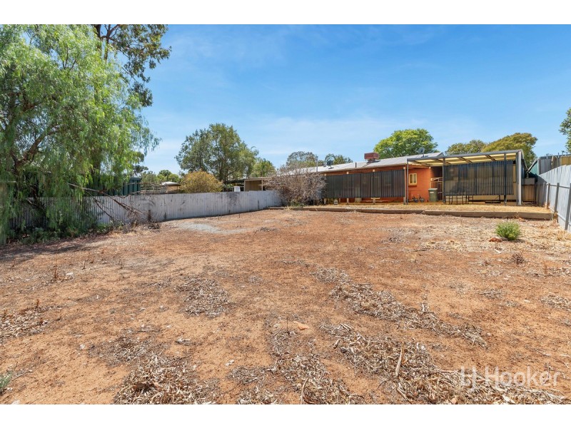 29 Knighton Road, Elizabeth North SA 5113