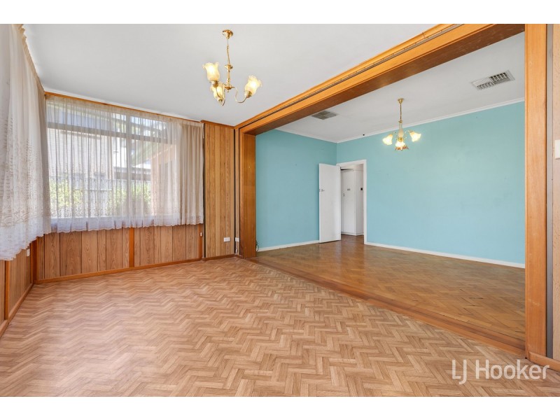 14 Pasteur Street, Elizabeth Vale SA 5112