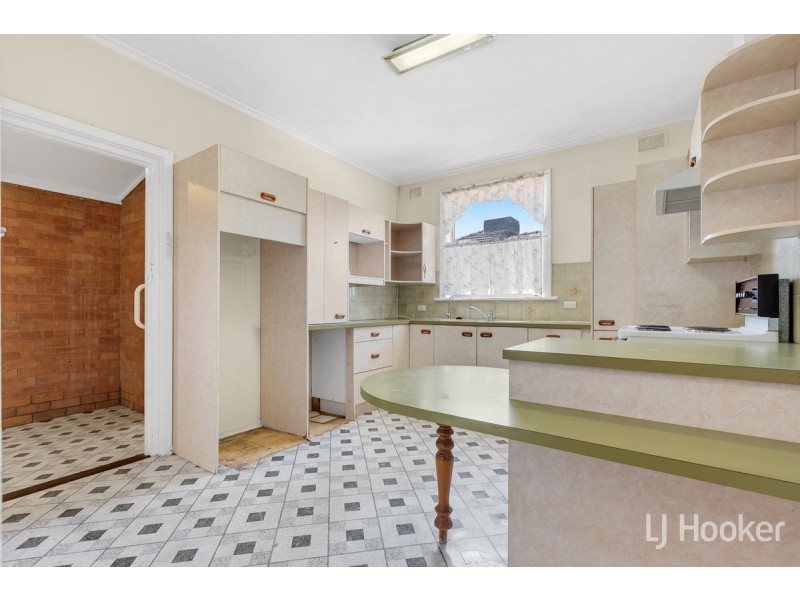 14 Pasteur Street, Elizabeth Vale SA 5112