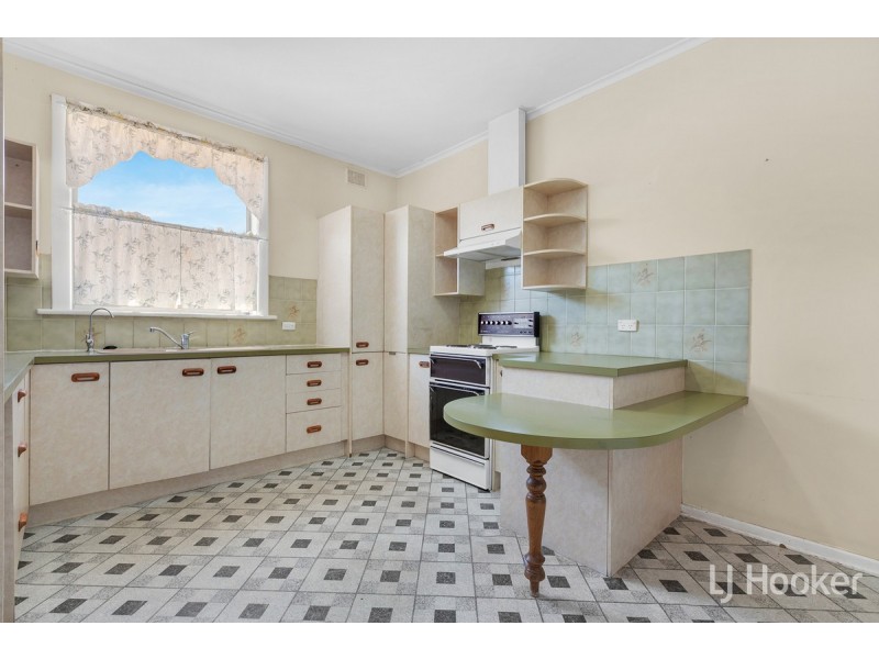 14 Pasteur Street, Elizabeth Vale SA 5112