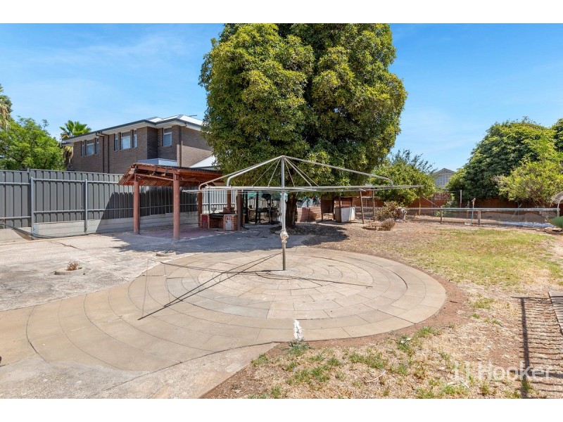 14 Pasteur Street, Elizabeth Vale SA 5112