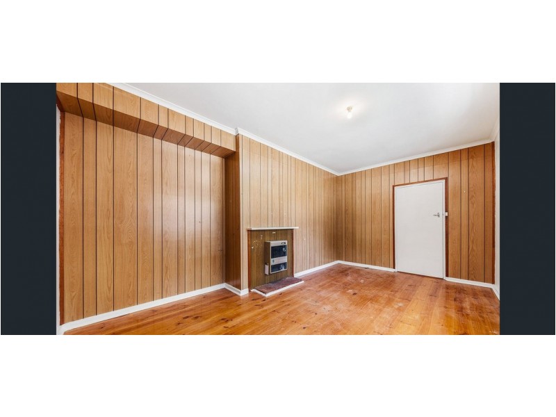 8 Short Road, Elizabeth SA 5112