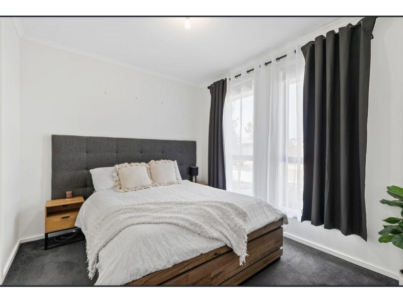 36 Broadwater Place, Blakeview SA 5114