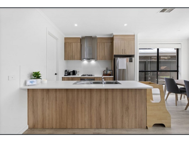 36 Broadwater Place, Blakeview SA 5114