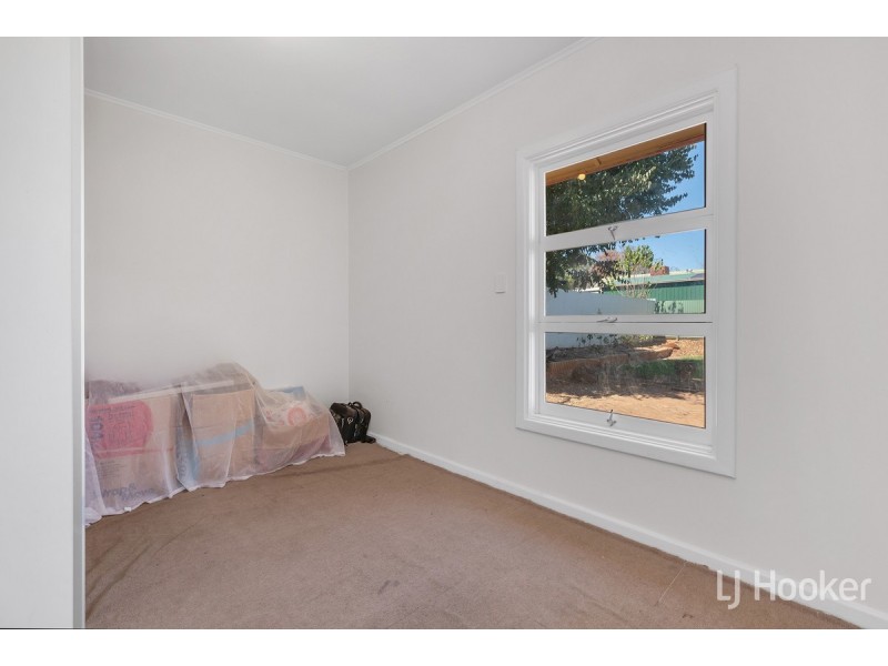 8 Bowood Street, Elizabeth Park SA 5113