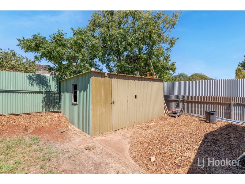 8 Bowood Street, Elizabeth Park SA 5113