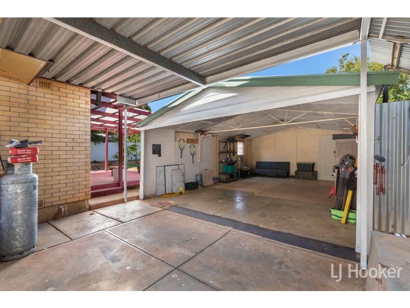 8 Bowood Street, Elizabeth Park SA 5113