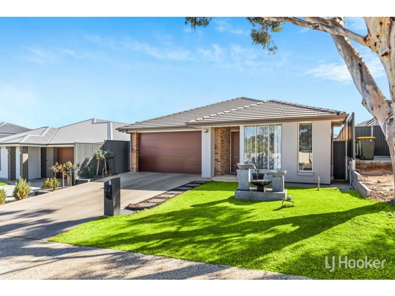 8 Lawder Road, Blakeview SA 5114