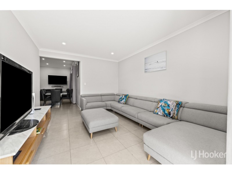 8 Lawder Road, Blakeview SA 5114