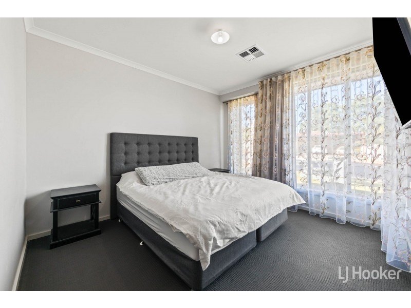 8 Lawder Road, Blakeview SA 5114