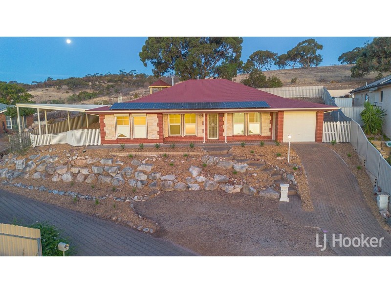 15 Cambridge Terrace, Hillbank SA 5112