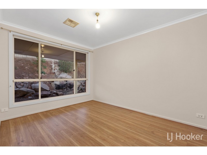 15 Cambridge Terrace, Hillbank SA 5112