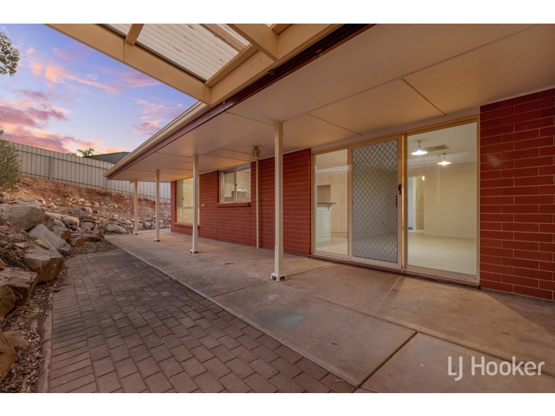 15 Cambridge Terrace, Hillbank SA 5112