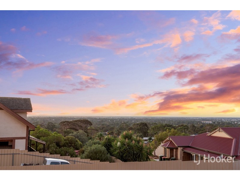 15 Cambridge Terrace, Hillbank SA 5112