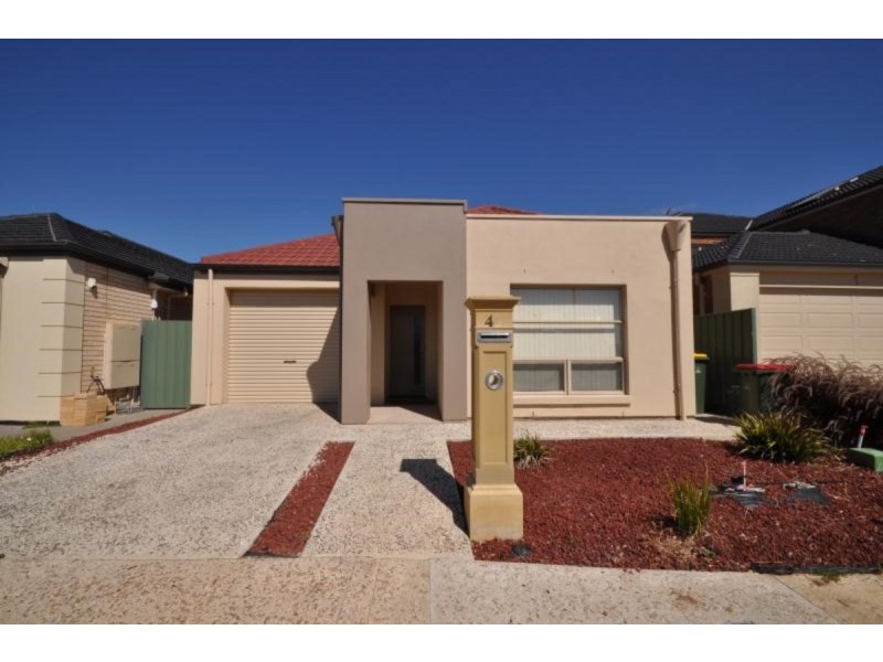43 Hindmarsh Circuit, Mawson Lakes SA 5095