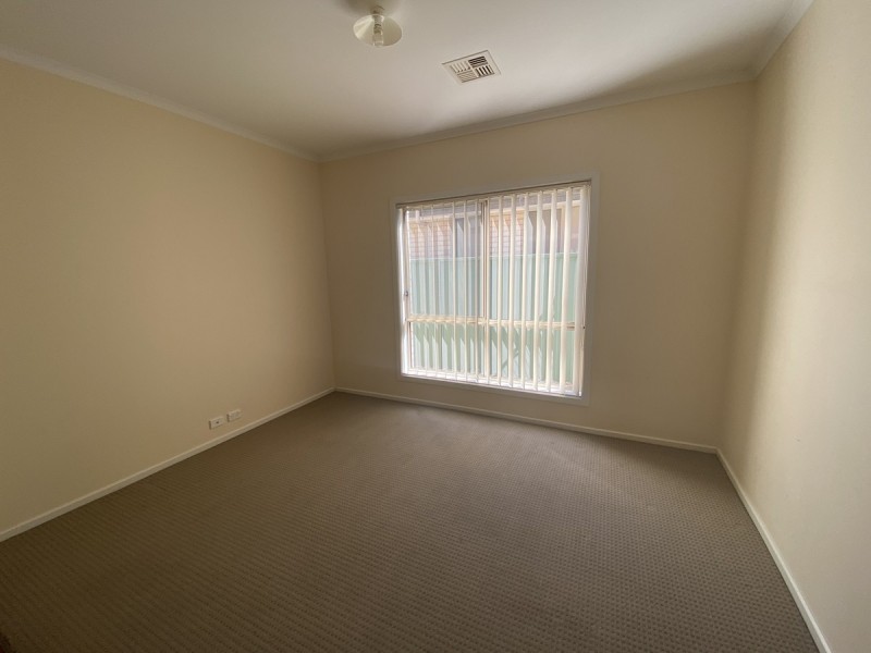 43 Hindmarsh Circuit, Mawson Lakes SA 5095