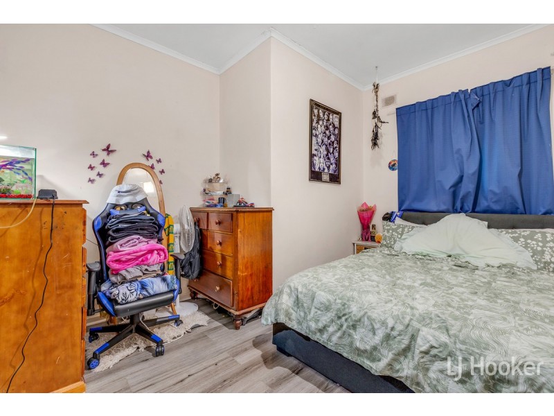 19 Longleat Road, Elizabeth Vale SA 5112