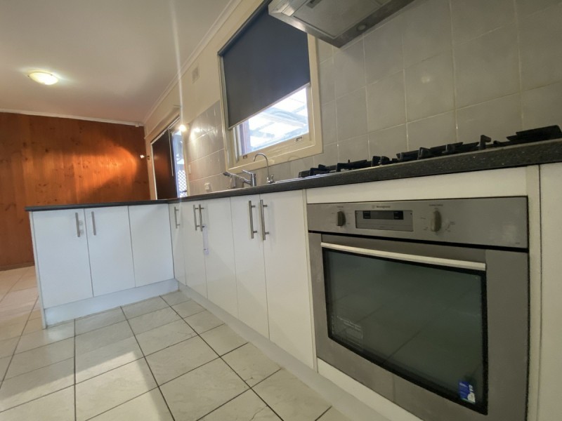 52 St Leonard Crescent, Elizabeth Downs SA 5113