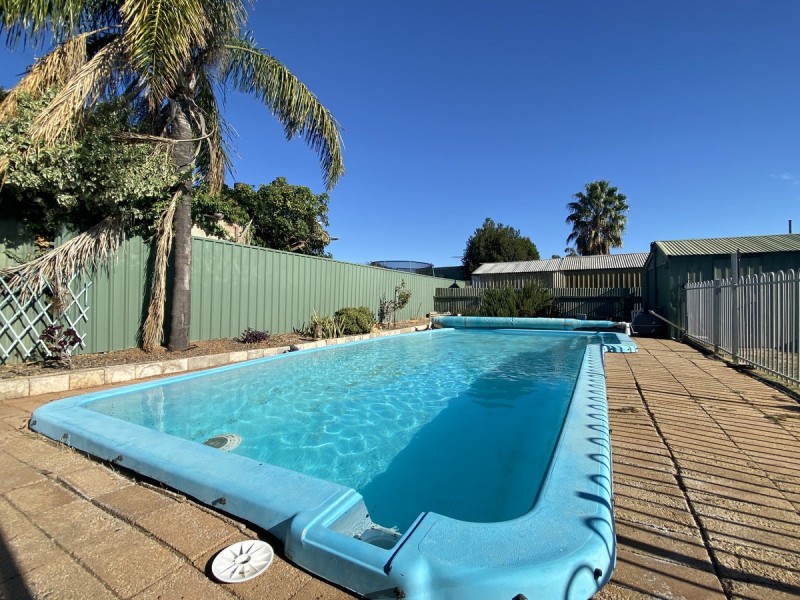 52 St Leonard Crescent, Elizabeth Downs SA 5113