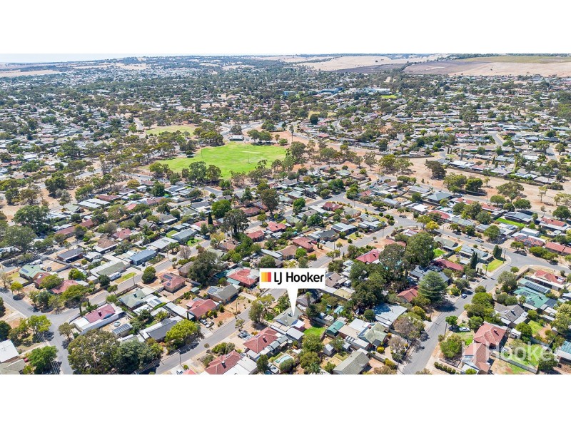 8 Bowood Street, Elizabeth Park SA 5113