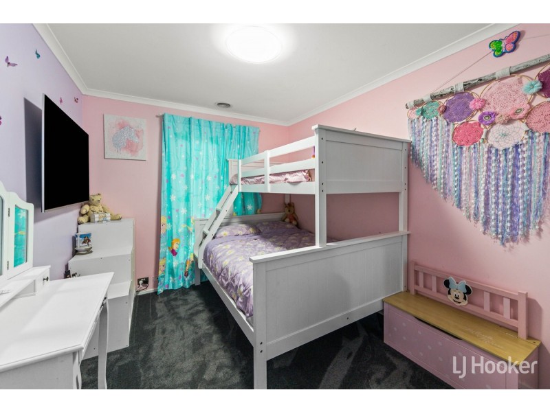23 Enmore Drive, Craigmore SA 5114