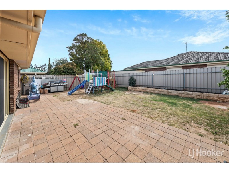 23 Enmore Drive, Craigmore SA 5114