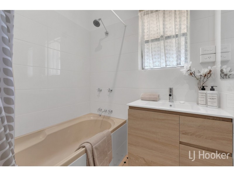 28 Campbell Road, Elizabeth Downs SA 5113