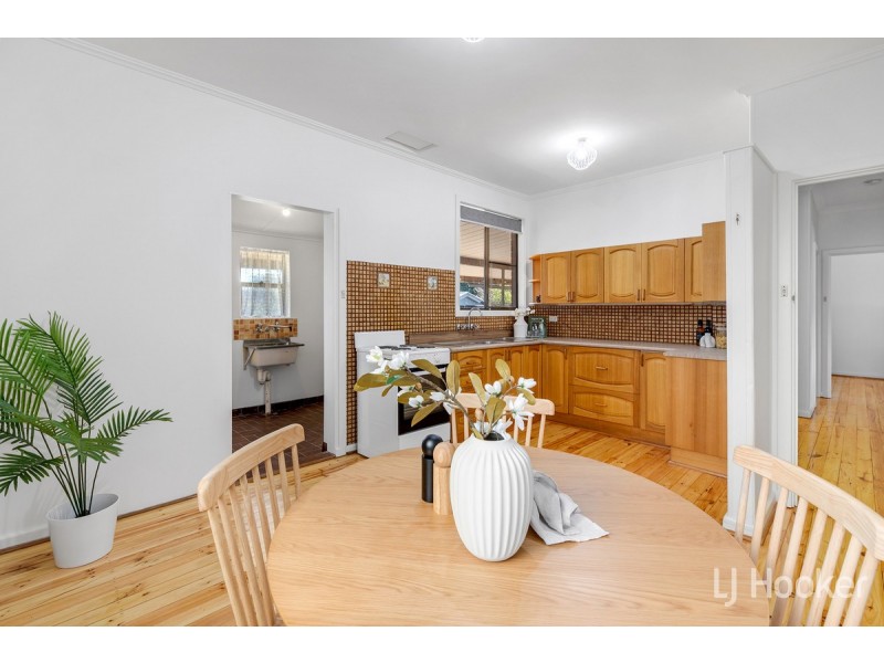 28 Campbell Road, Elizabeth Downs SA 5113