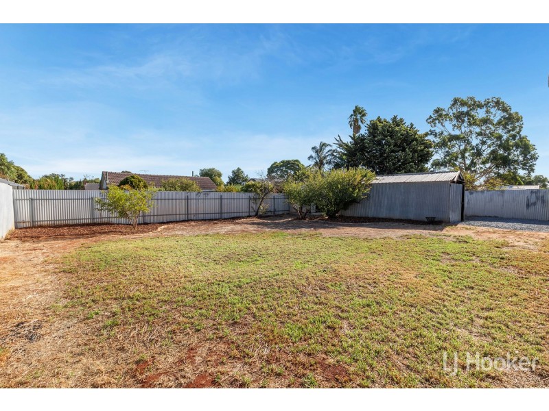 28 Campbell Road, Elizabeth Downs SA 5113